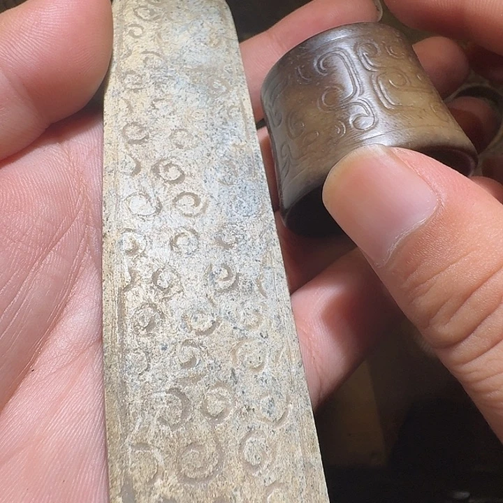 老***张和田玉（糖玉）未镶嵌颈饰