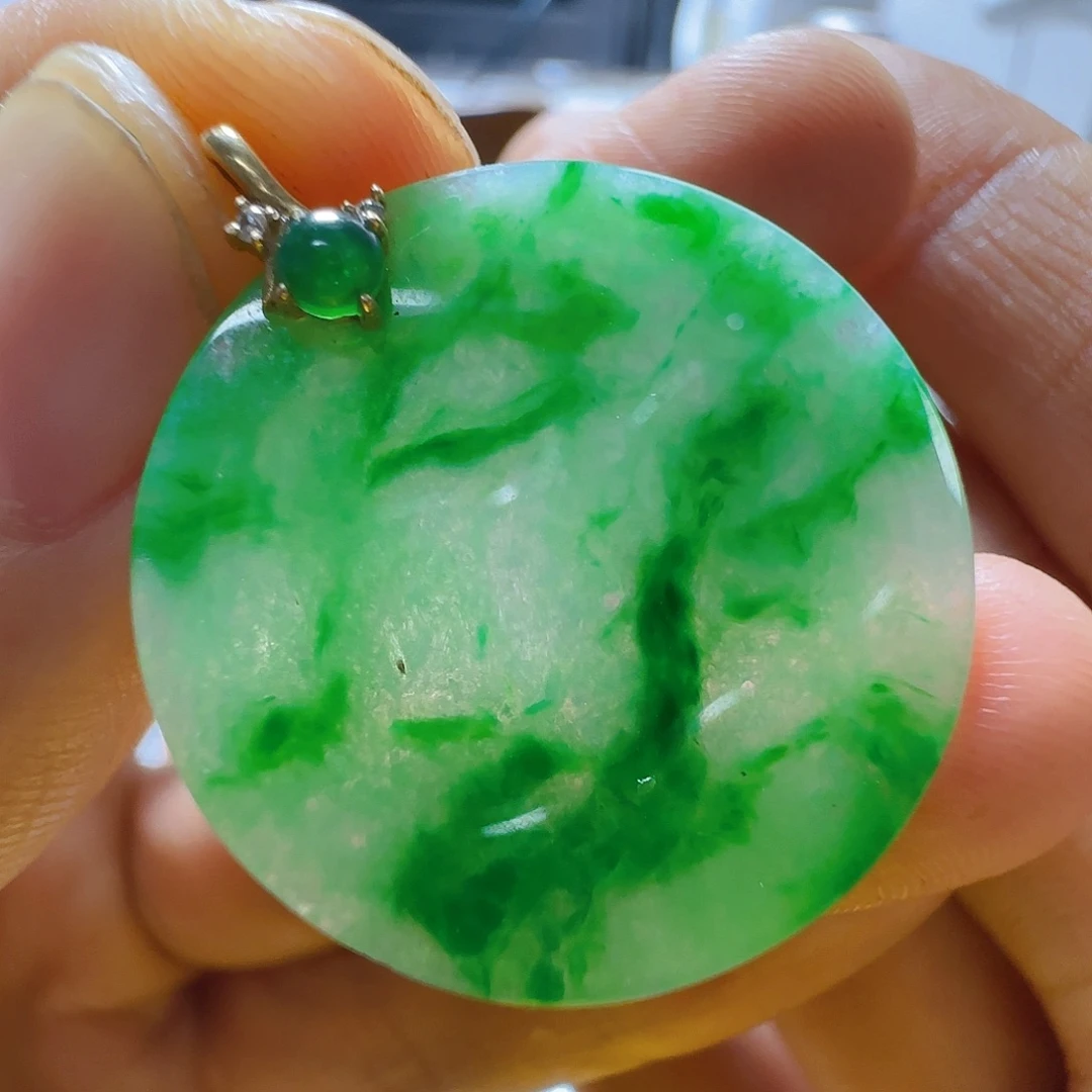 翡翠18K金镶嵌颈饰翡翠1180