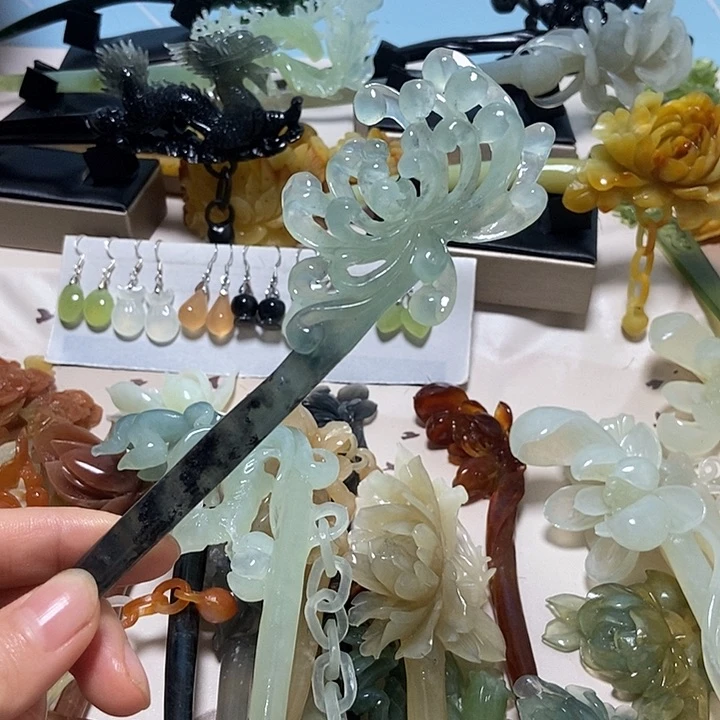 深***水蛇纹石玉合金发簪