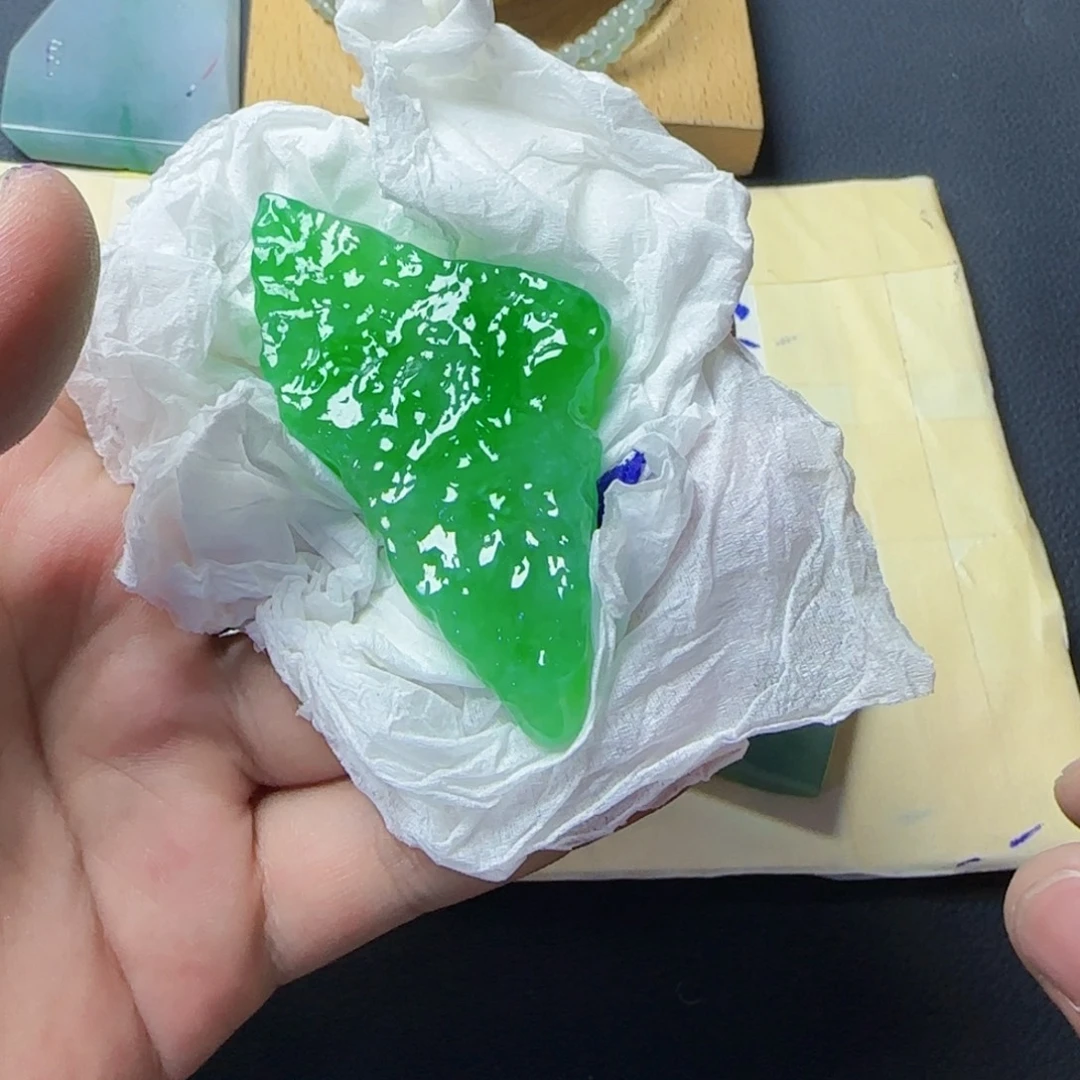 碧***天翡翠9K金镶嵌发饰