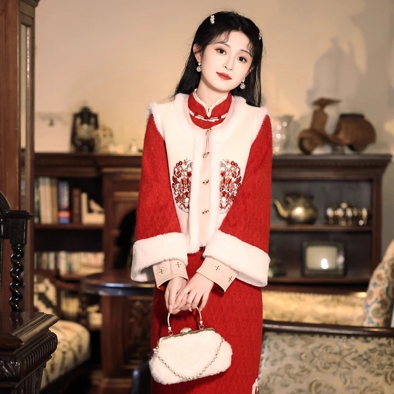 新中式红色旗袍新款2025秋冬季马甲套装拜年服新年战袍加厚敬酒服