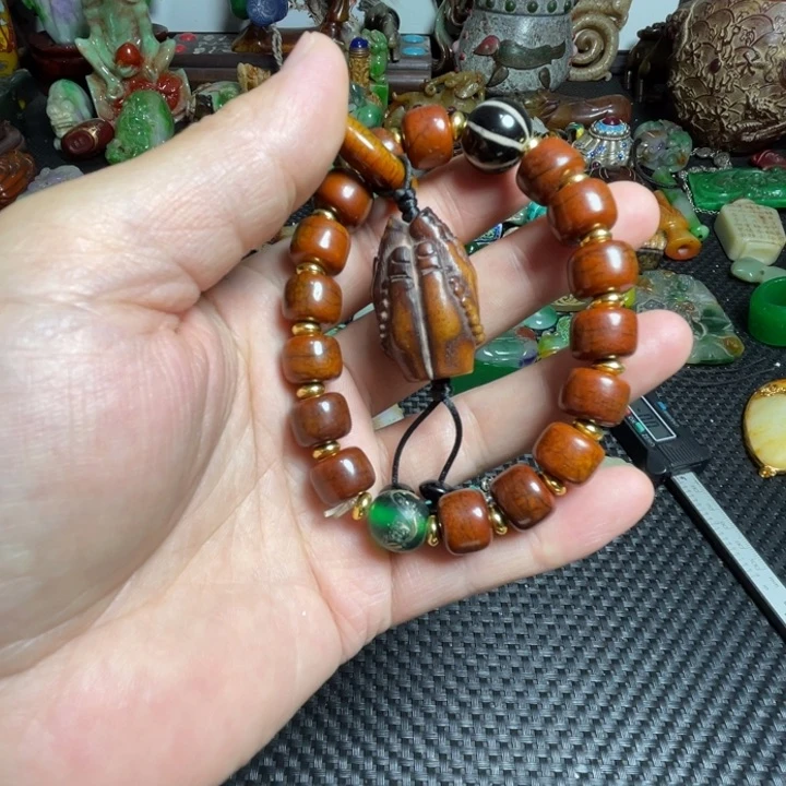 滴血莲花菩提吊坠