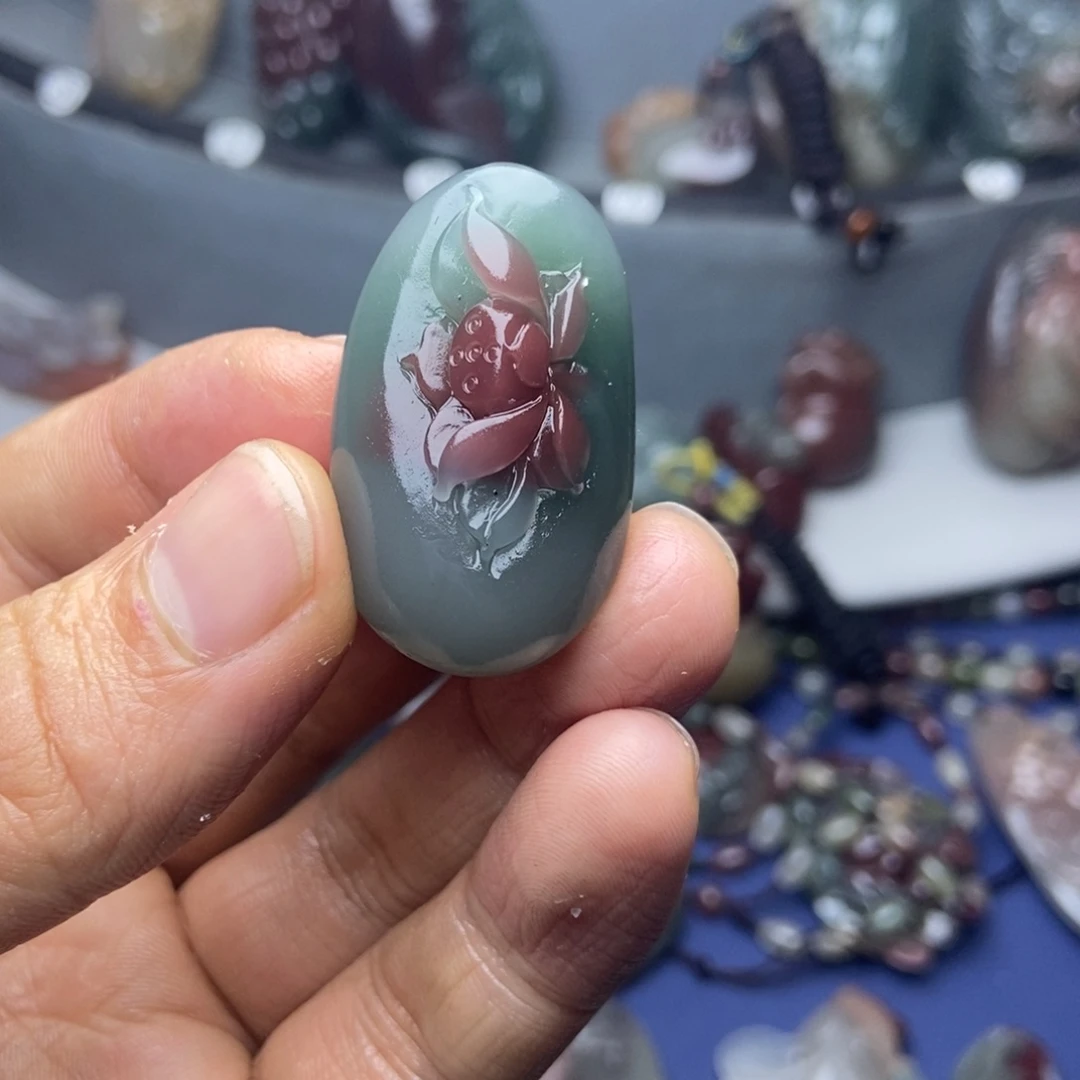 玛瑙/玉髓颈饰未镶嵌