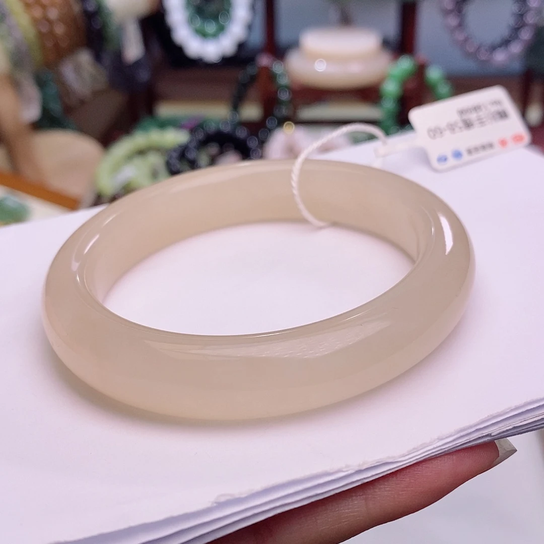 和田玉未镶嵌颈饰毕业级老坑料钢板料浓红粉手镯59