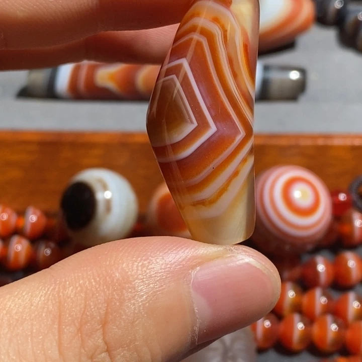 未镶嵌颈饰玛瑙/玉髓
