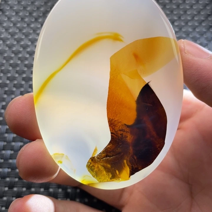 未镶嵌颈饰玛瑙/玉髓王*
