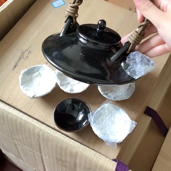 基哥日瓷中古百货