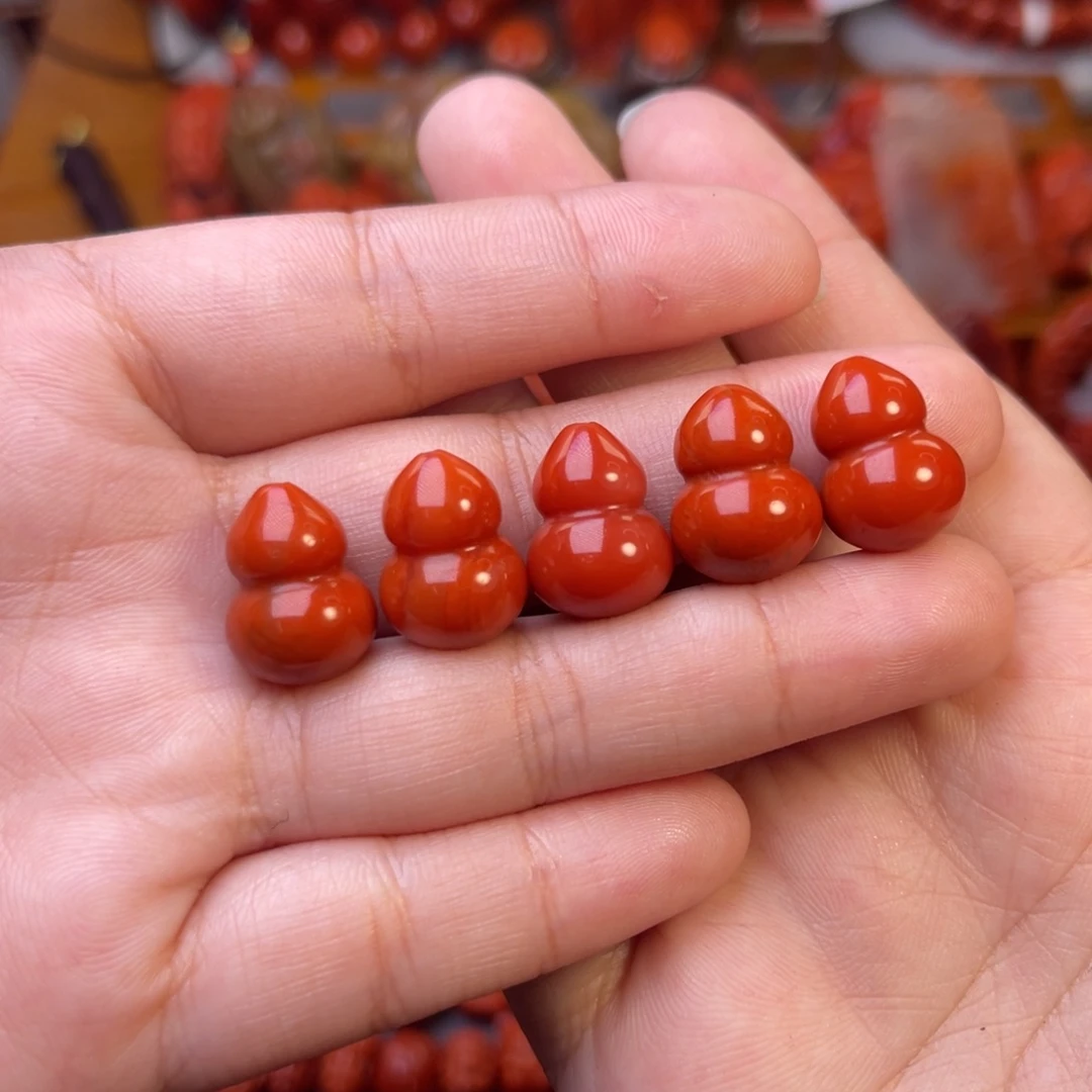 南红玛瑙未镶嵌川料瓦西12mm尺寸葫芦多样性发货其中一件
