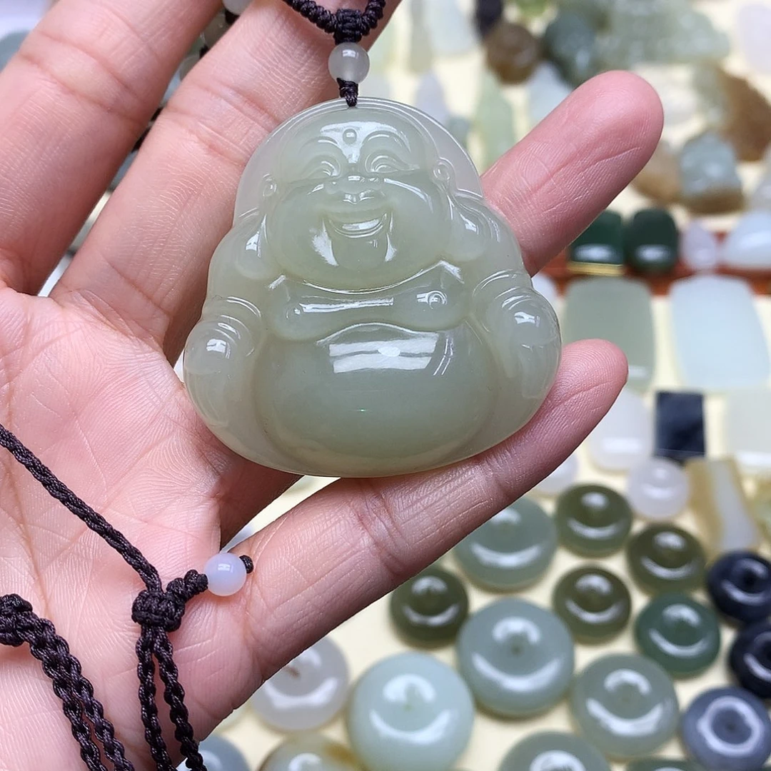 美****颈饰未镶嵌和田玉