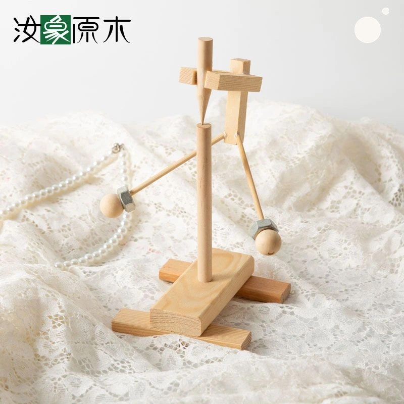 乐翔 新款手动小木人平衡摆减压玩具桌上不倒翁创意摆件节日礼物