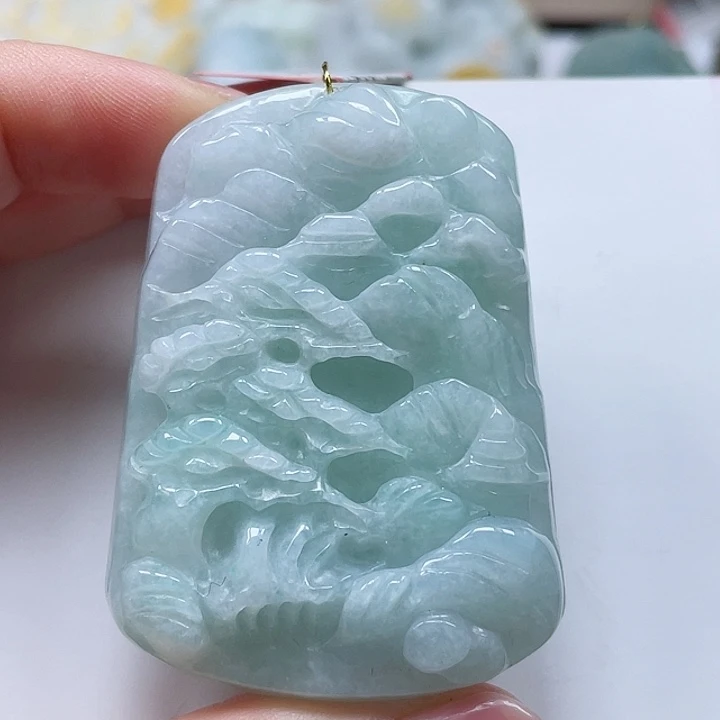 翡翠未镶嵌颈饰翡翠