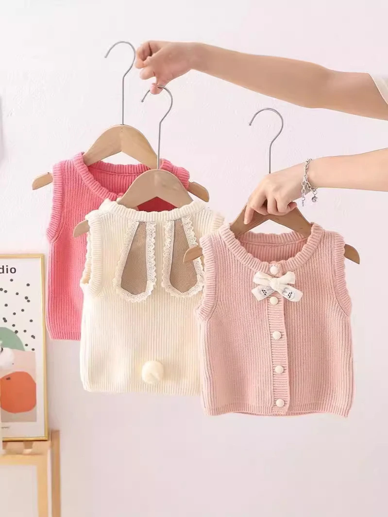 公主坎肩洋气宝宝马甲女童常规秋季春秋针织衫无袖女毛衣