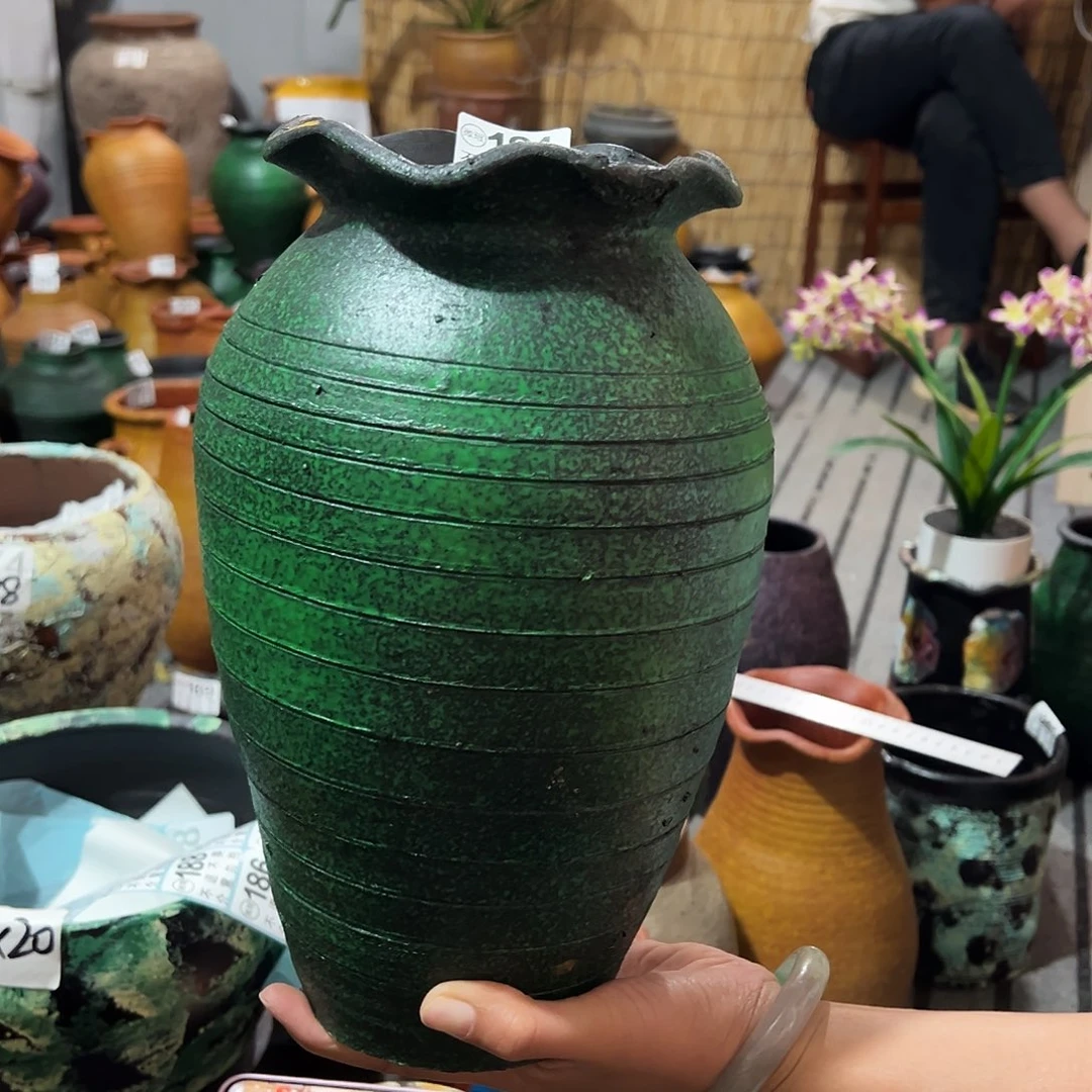 瑕疵绿色花边有孔181