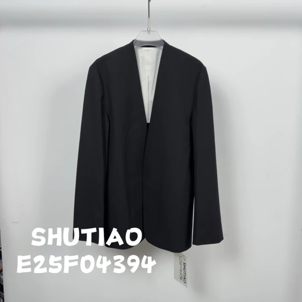 【SHUTIAO】2025夏季：新款小众设计款外套E25F04394