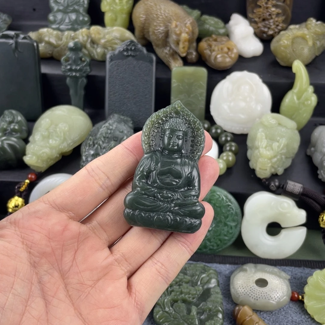 和田玉未镶嵌颈饰