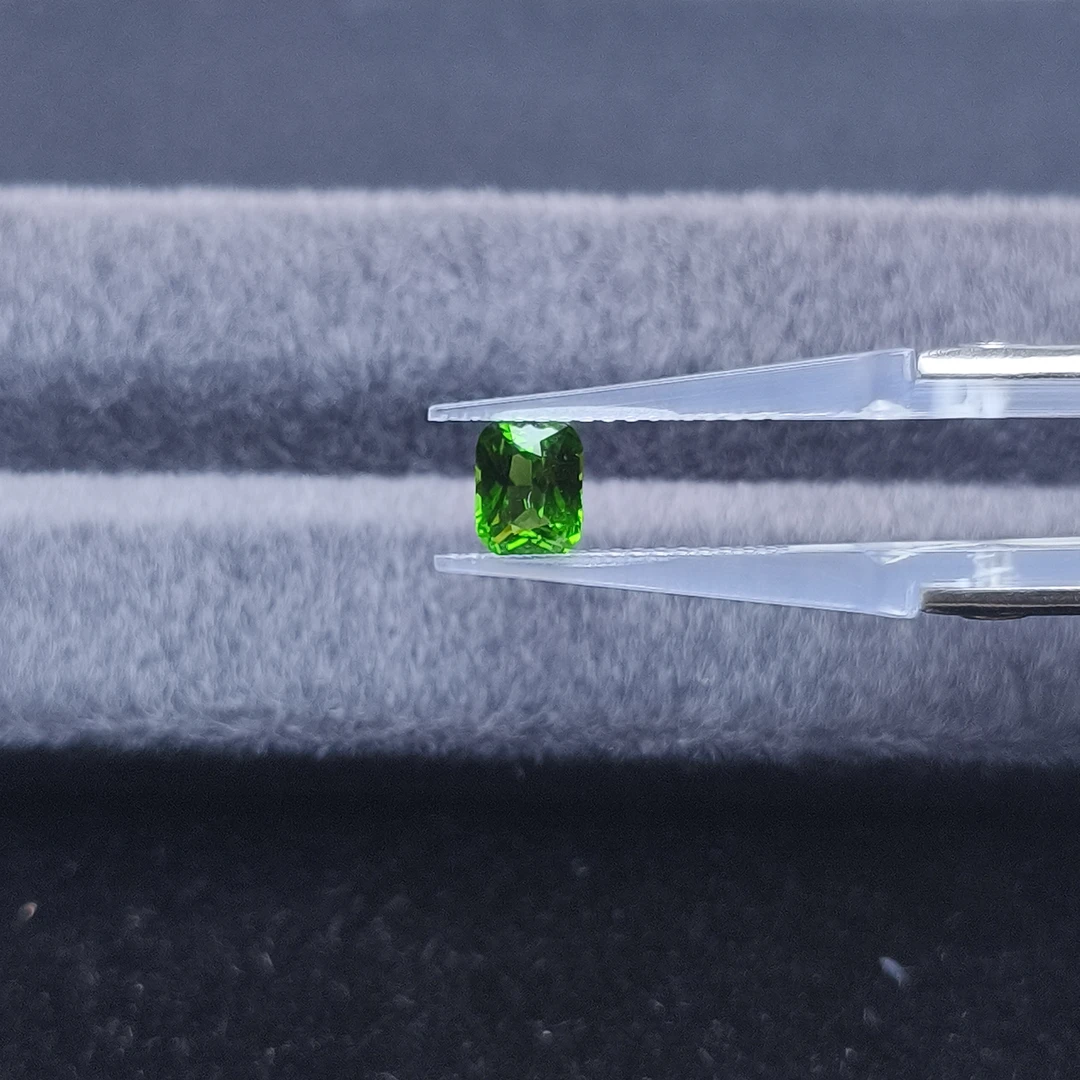 TVSvvP 沙弗莱石-1.15ct（01109613）1024