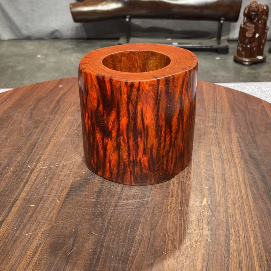 木冰***足笔筒摆件精品