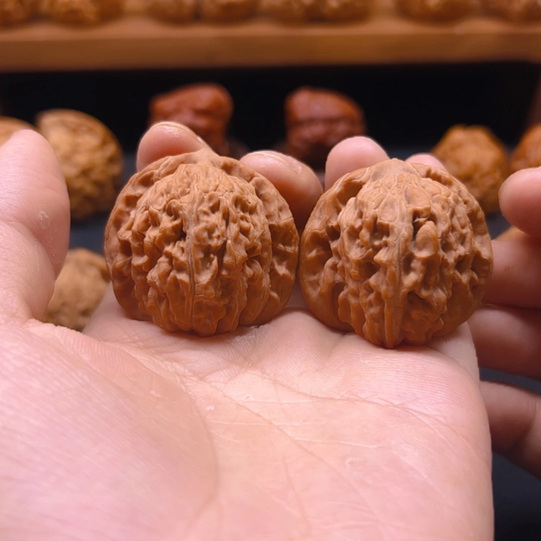 核桃把件平谷楼39全品红皮