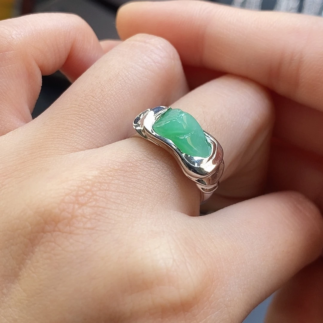 颈饰银S925镶嵌翡翠17717