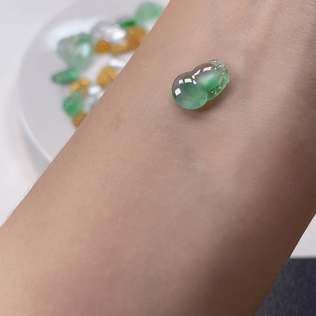 翡翠裸石纯天然A货缅甸翡翠