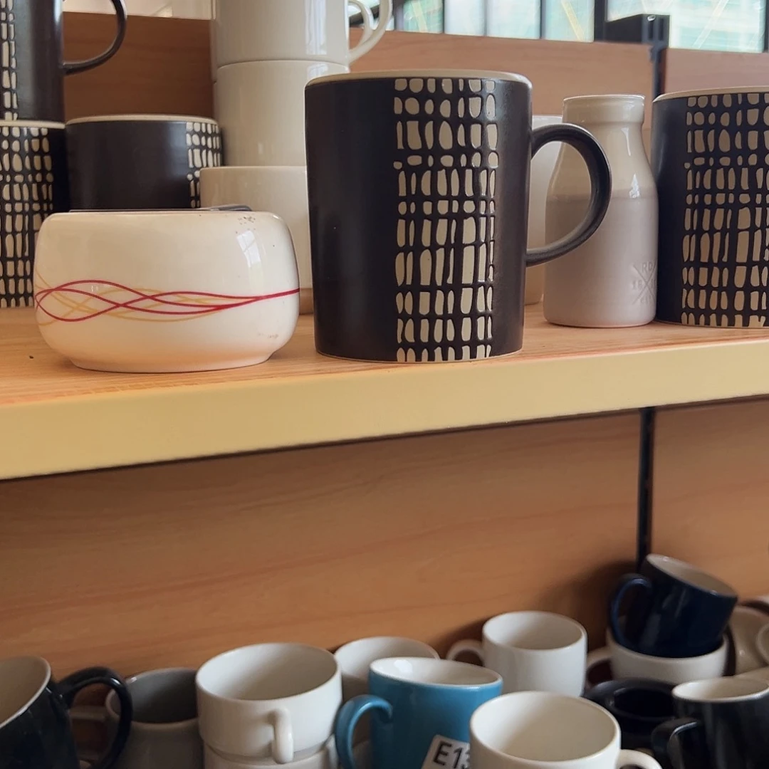 新骨瓷094微瑕网格陶棕马克杯