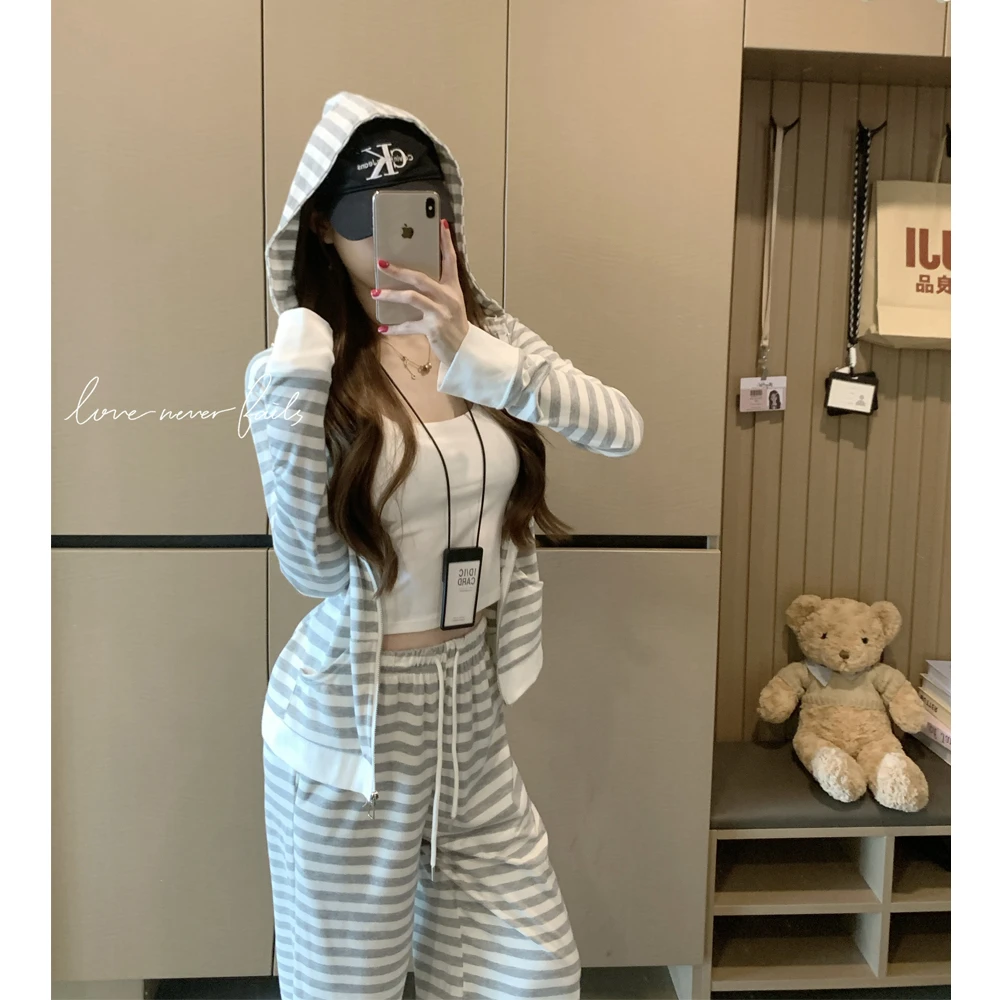 时尚慵懒出街条纹套装松弛感修身显瘦连帽外套短开衫阔腿直筒长裤