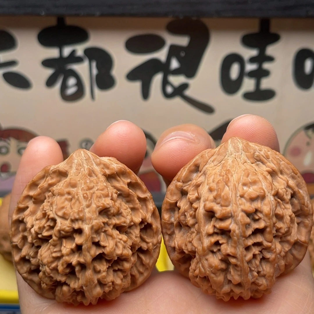 文玩核桃吊坠40满天星