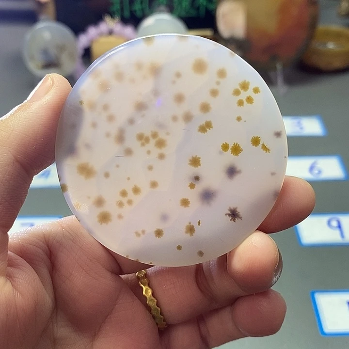 玛瑙/玉髓未镶嵌珠宝半成品19