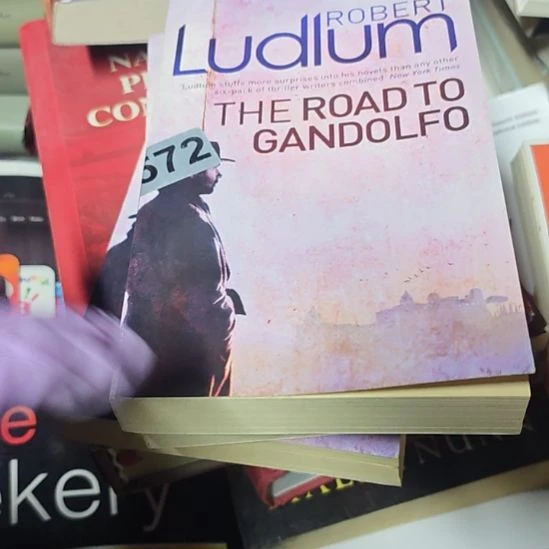 572号外文书看好品相下单