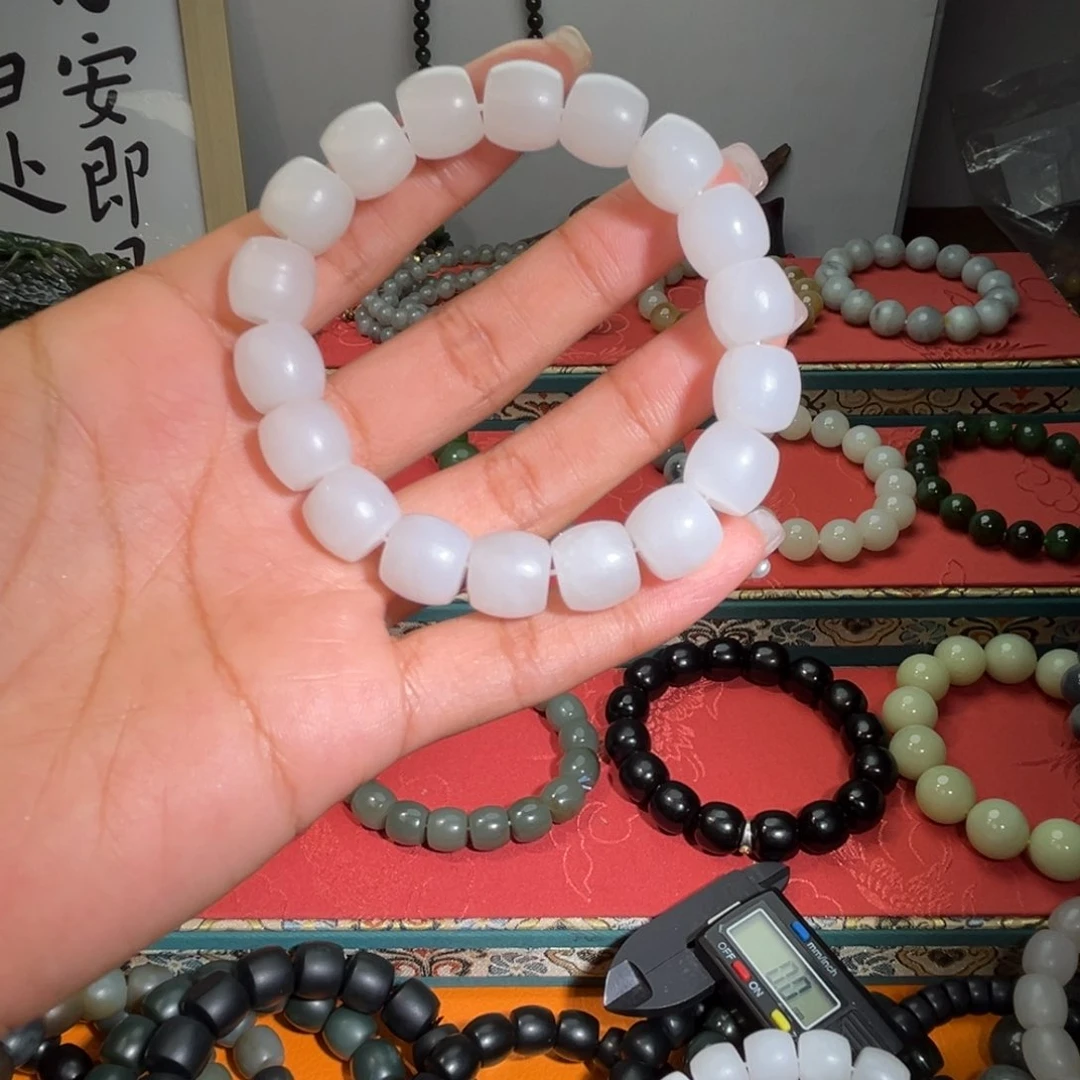 和田玉手链未镶嵌