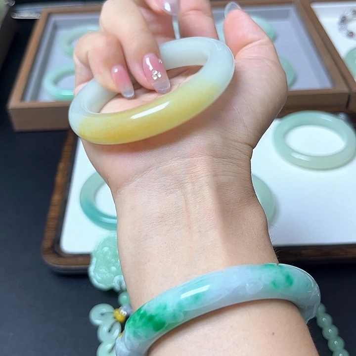 未镶嵌手镯东陵石
