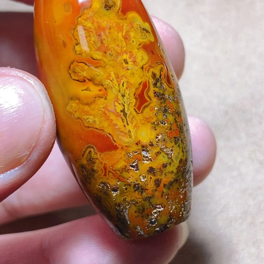 未镶嵌颈饰玛瑙/玉髓放**刀