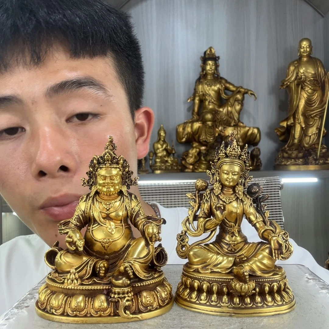 運***住佛像的造型和造型都很精美