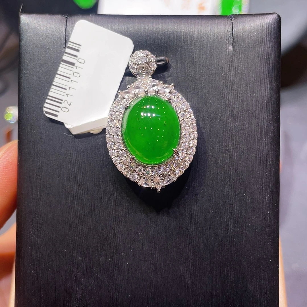 翡翠未镶嵌项链吊坠