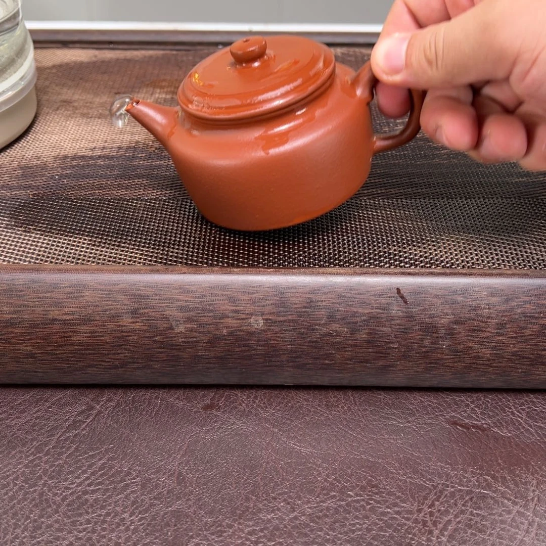 茶壶紫砂汽修厂和机械设备