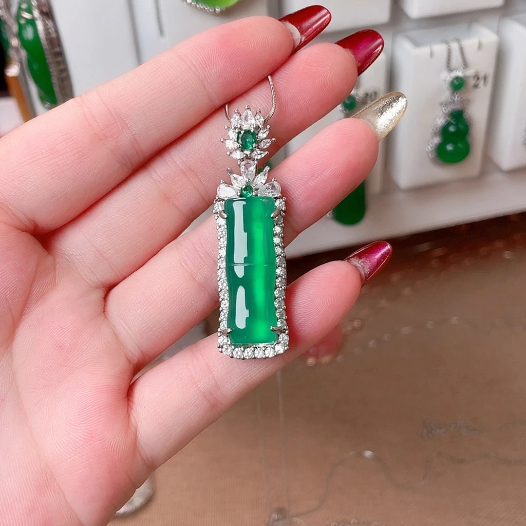 玛瑙/玉髓吊坠(赠链)未镶嵌