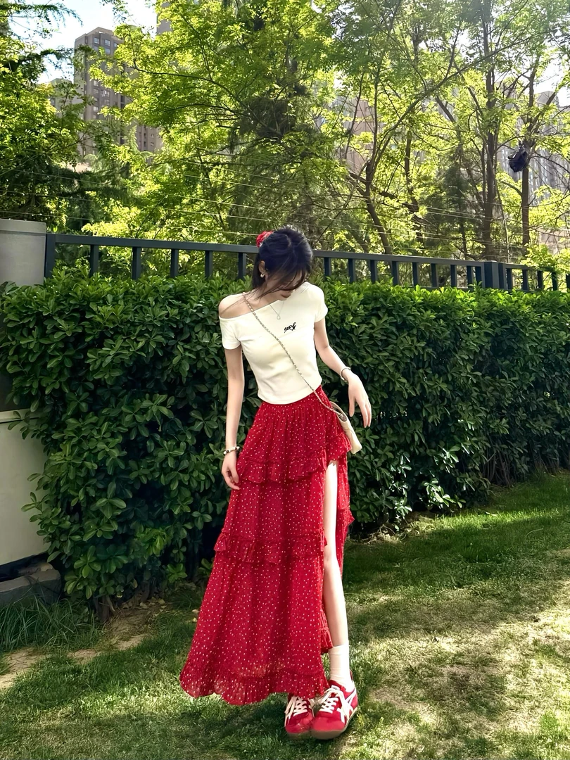 【清货】白色上衣红色波点长裙开叉露腿蛋糕裙子女显瘦1234