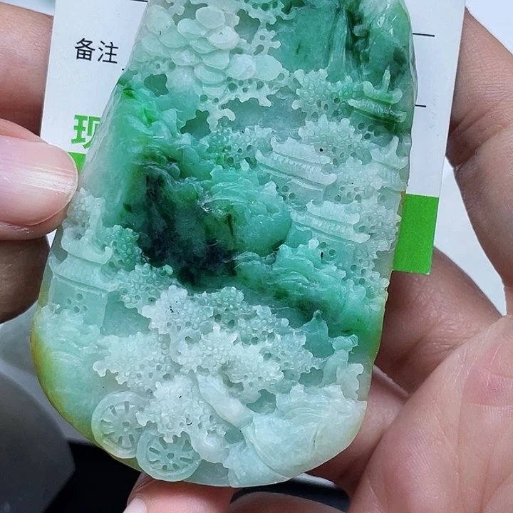 牛***D定制翡翠未镶嵌翡翠