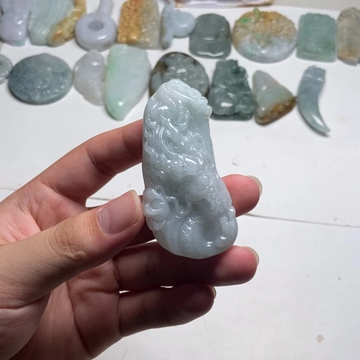 颈饰未镶嵌翡翠龙牌19