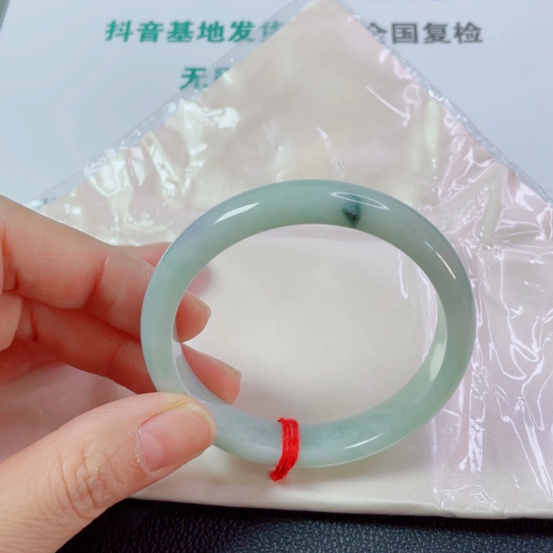 翡翠未镶嵌手镯圈口58宽12厚8.0