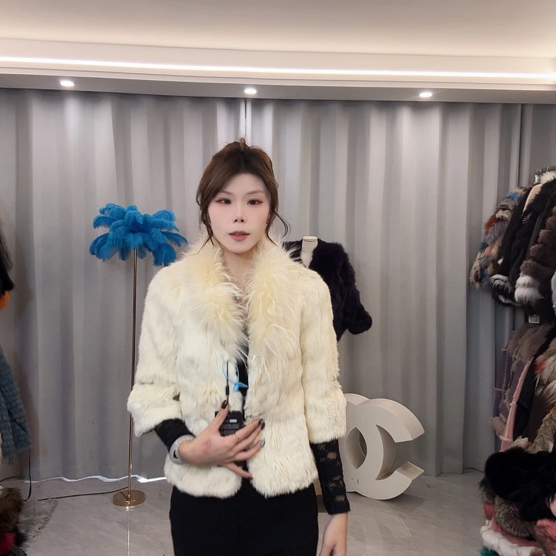 皮草外套不退不换