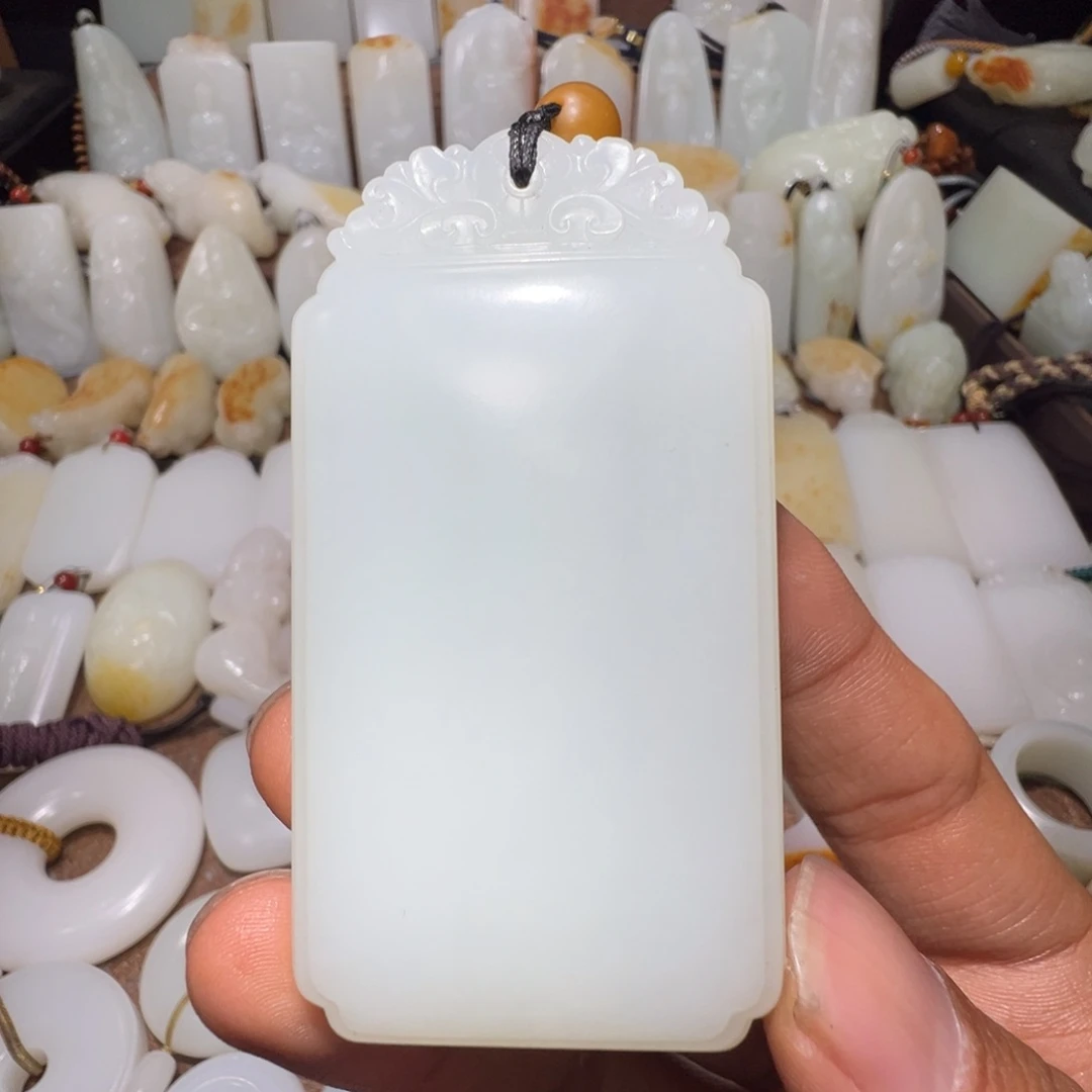 和田玉吊坠(不含链)未镶嵌黑*