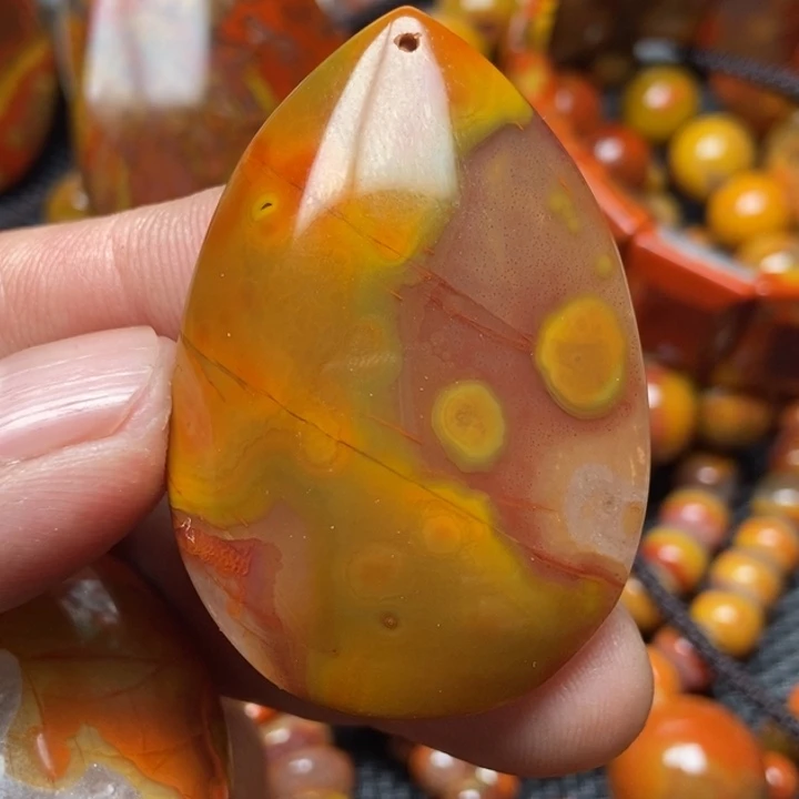 玛瑙/玉髓吊坠未镶嵌