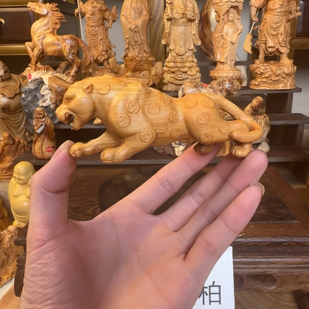 崖柏小木匠艺雕一物一拍