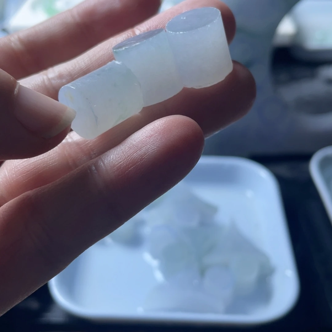 润***材定制翡翠未镶嵌包工包无裂16颗