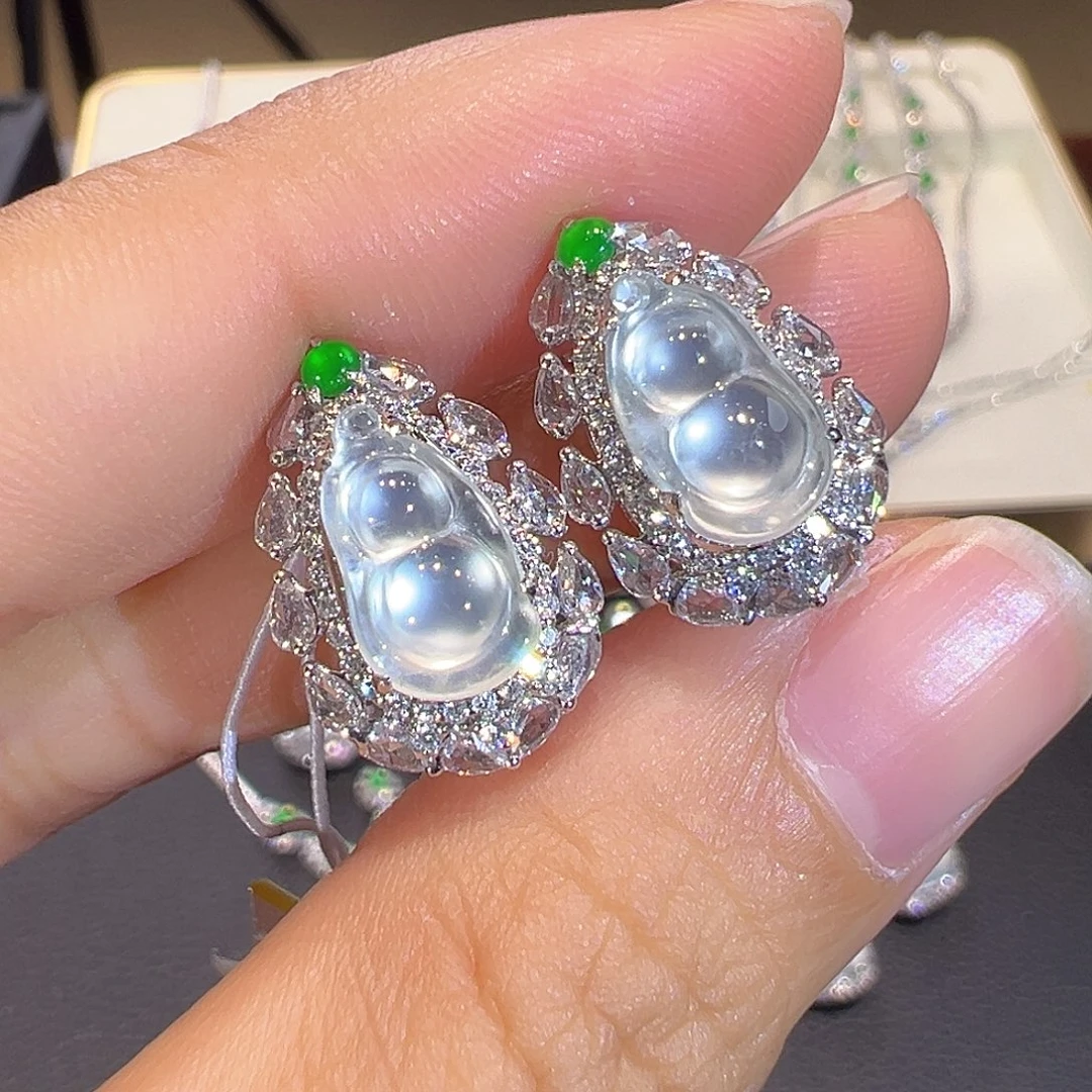 翡翠18K金镶嵌耳饰