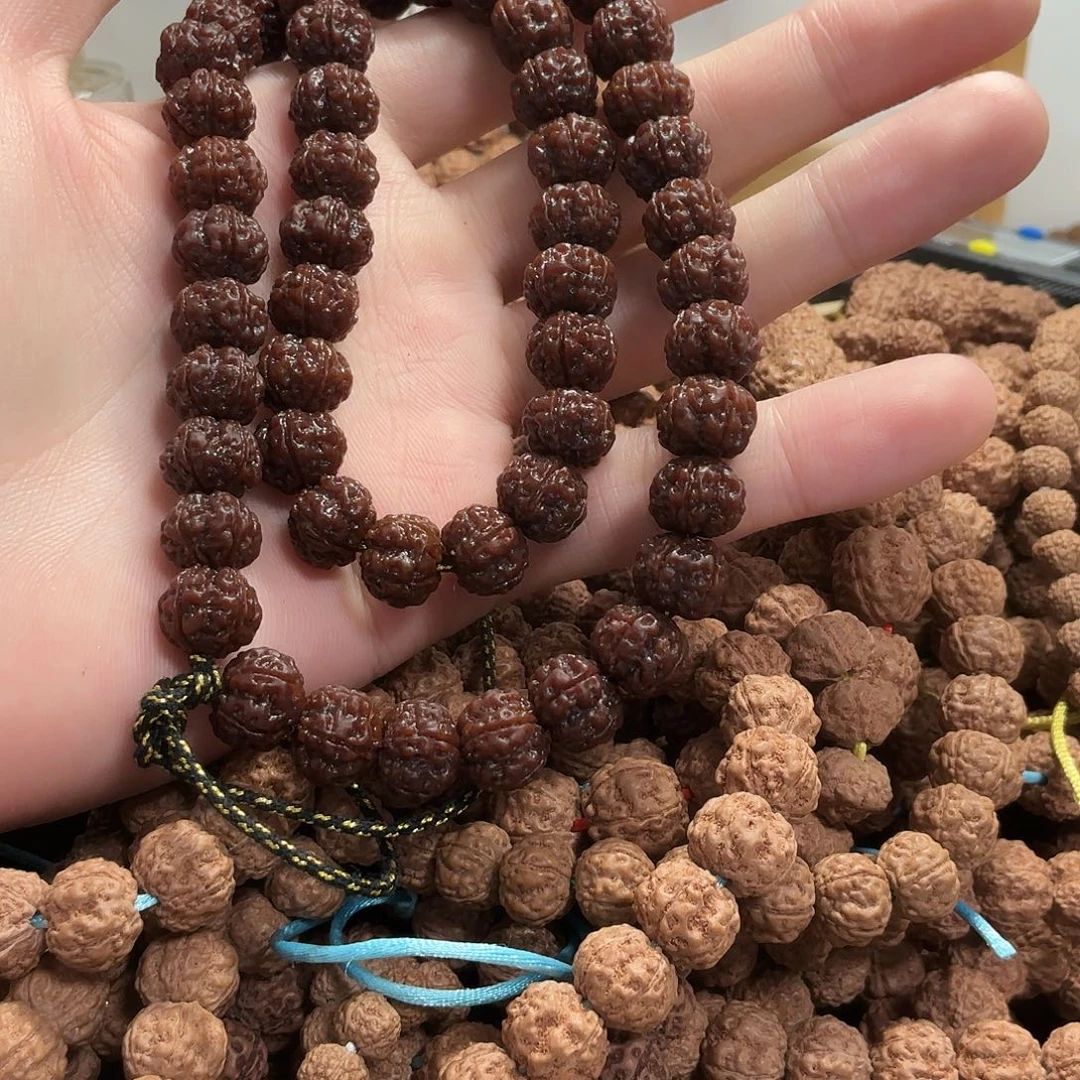 糊***汤吊坠金刚菩提帝王花，基本无黄，54颗