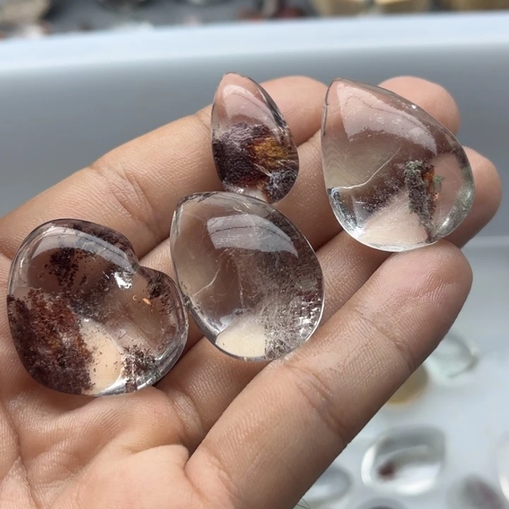 未镶嵌吊坠(赠链)水晶?****崽