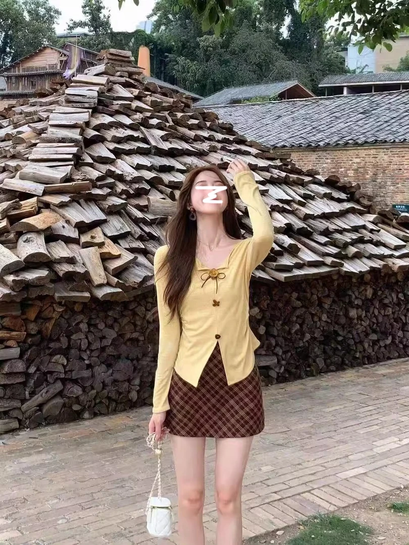 韩系甜美时尚套装蝴蝶结长袖打底上衣女秋季格纹包臀半身裙两件套