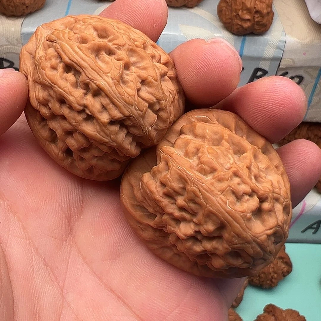 桃核把件全品红锦鲤42